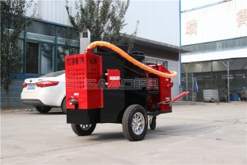 強化春季公路養(yǎng)護，保證道路通暢